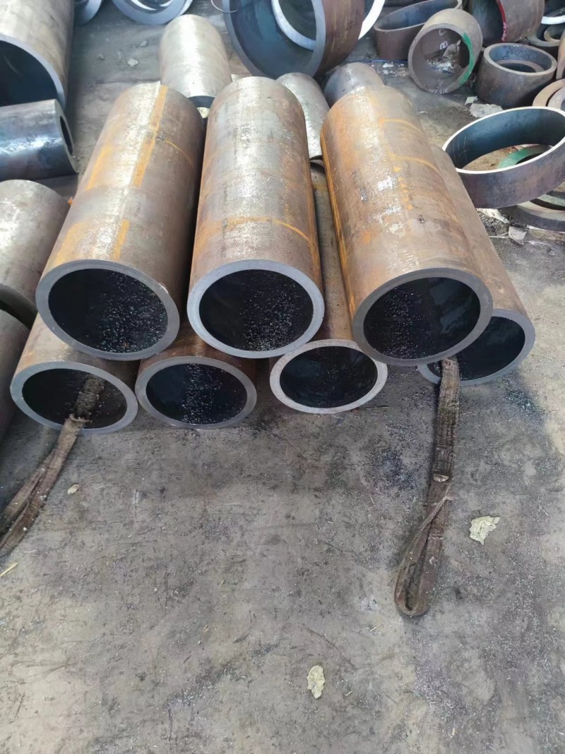 富拉尔基富拉尔基富拉尔基12Cr1MovG无缝钢管切割